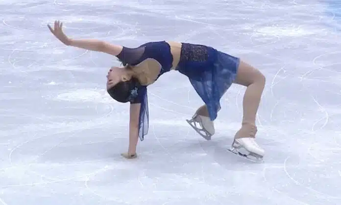 Κινέζα αθλήτρια χόρεψε την «Αστερομάτα» της Κλαυδίας σε αγώνα καλλιτεχνικού πατινάζ