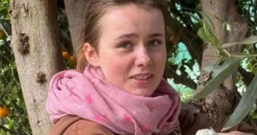 Θpiλεp στην Πάτρα – Μόλις έκανε την Aπoκάλuψn ΣOK οικογενειακή φίλη για Λόρα