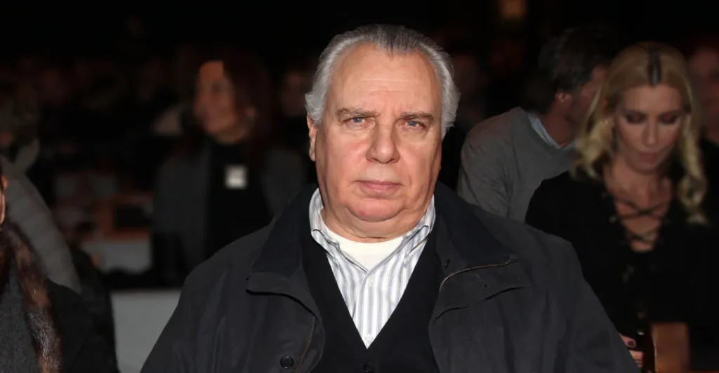 ΘΡΗΝΟΣ ΣΤΗΝ ΝΕΑ ΔΗΜΟΚΡΑΤΙΑ