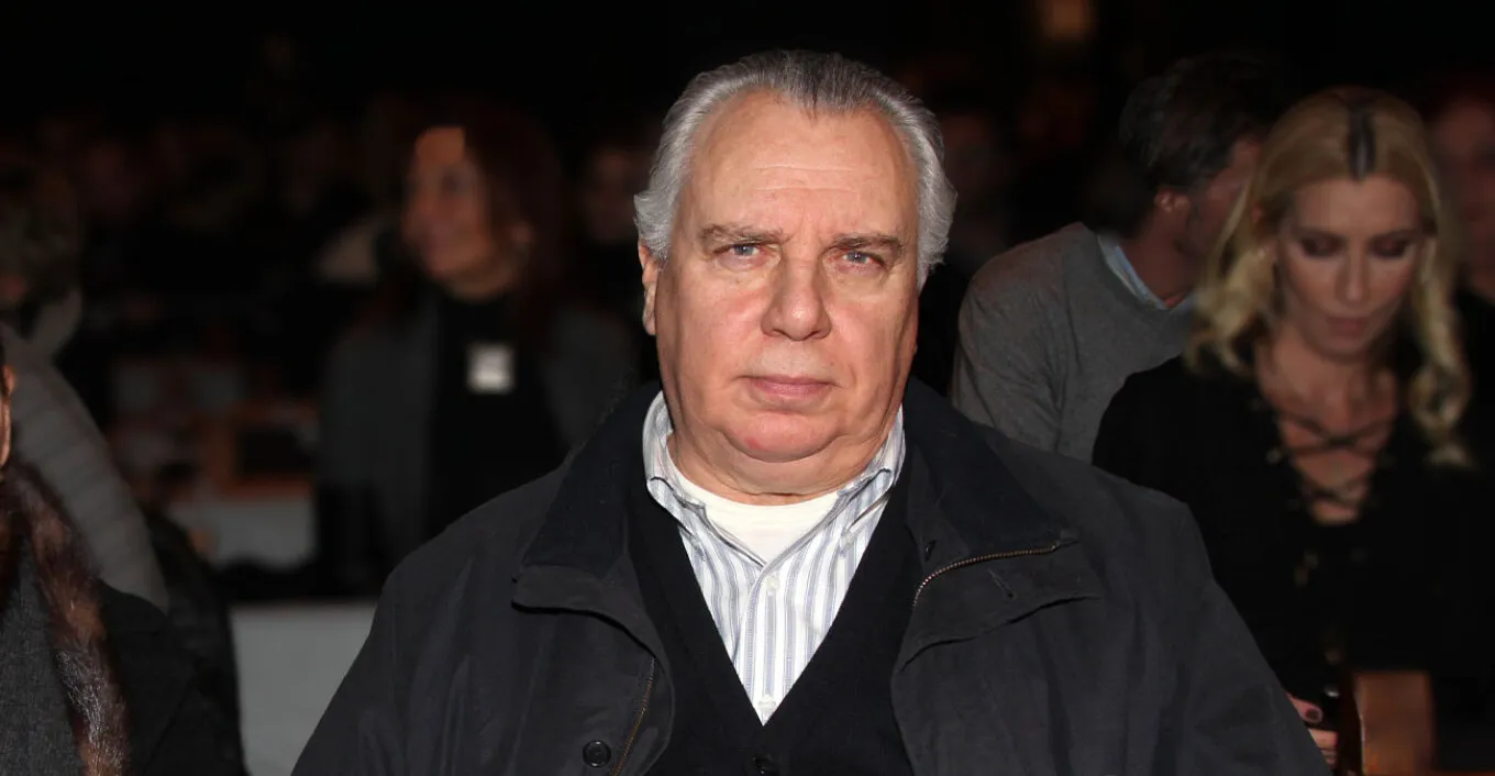 ΘΡΗΝΟΣ ΣΤΗΝ ΝΕΑ ΔΗΜΟΚΡΑΤΙΑ