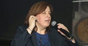 «Άφωνη» η Γωγώ Τσαμπά: Πήγε στην Αράχωβα να τραγουδήσει σε γιορτή διάσημου επιχειρηματία και την «έκοψαν» πάνω στην πίστα γιατί…