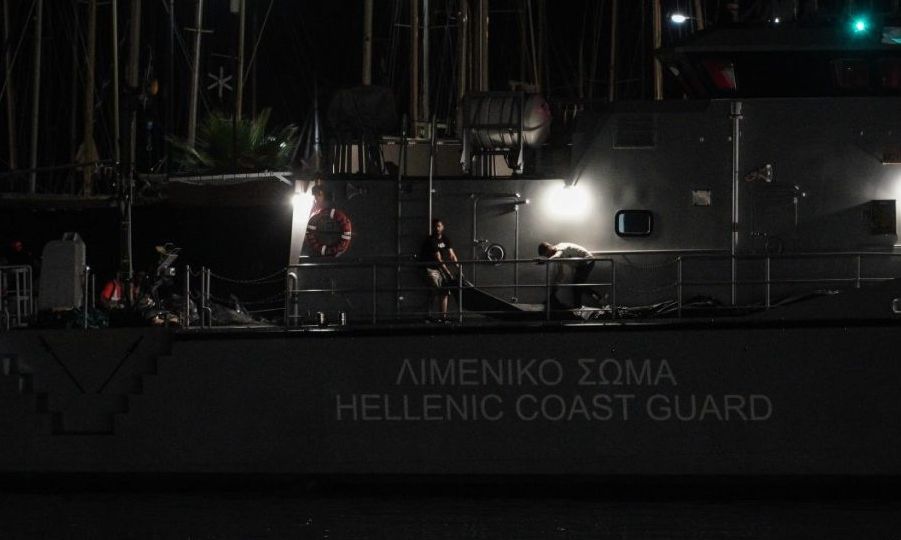 Συναγερμός στο Λιμενικό – Βυθίζεται σκάφος στη χώρα μας – Αγωνία για τους 4 Έλληνες