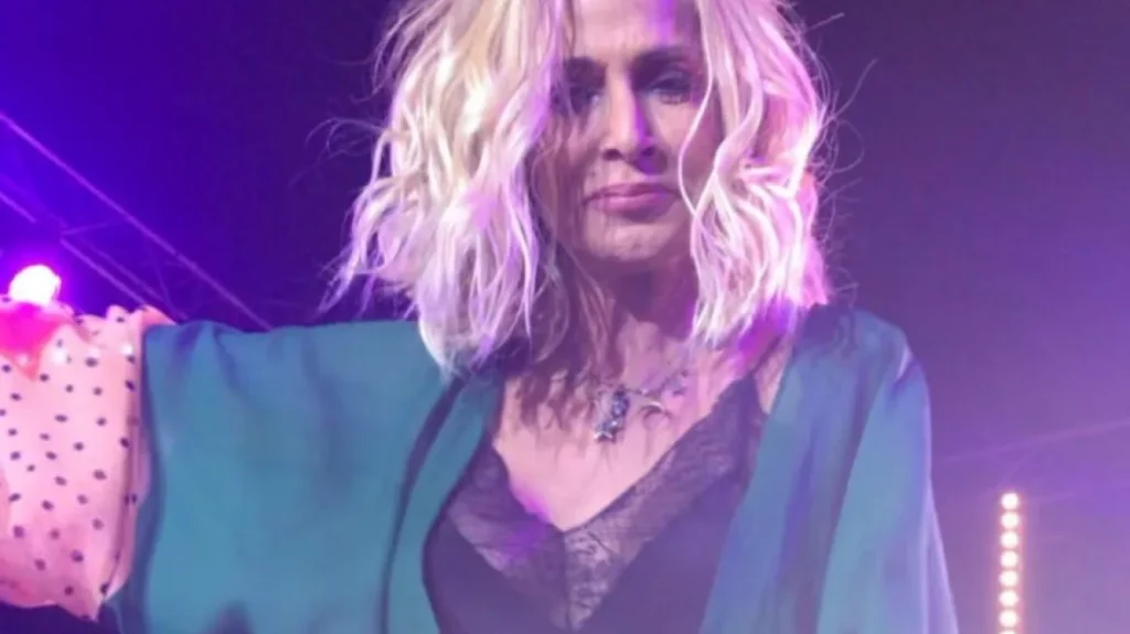 ΕΚΤΑΚΤΟ ΓΙΑ ΑΝΝΑ ΒΙΣΣΗ