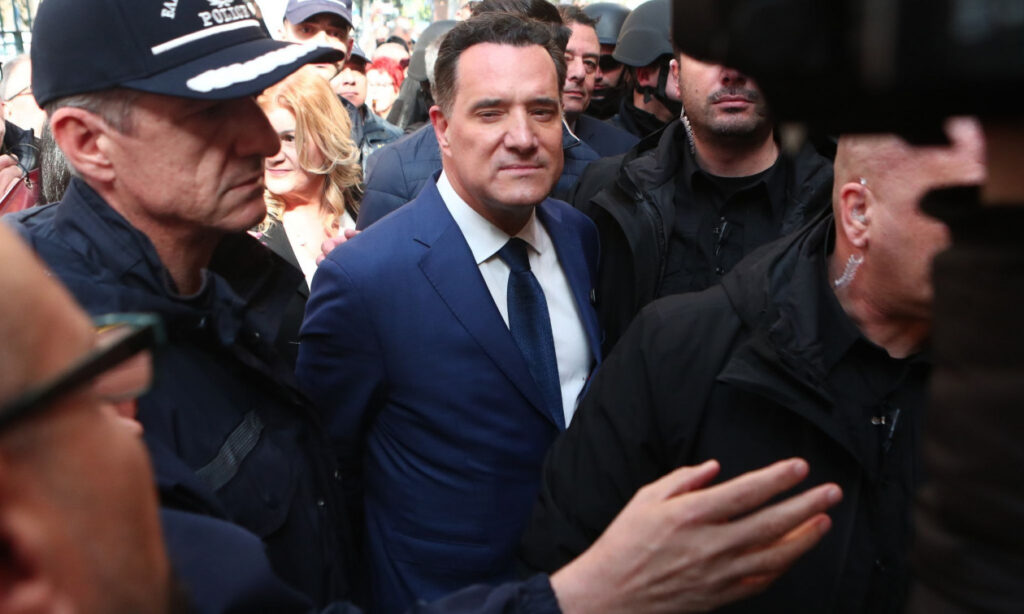 Δημογλίδου: «Καμία χρήση βίας» – Σούσουρο με την αποκάλυψη για τον Άδωνι Γεωργιάδη