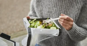 Ανακαλούνται έτοιμες σαλάτες από μεγάλα σούπερ μάρκετ – Εντοπίστηκε σαλμονέλα