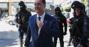 ΑΔΙΑΝΟΗΤΟ: ΤΙ ΑΠΑΝΤΑΕΙ Ο ΓΕΩΡΓΙΑΔΗΣ ΓΙΑ ΤΑ ΕΠΕΙΣΟΔΙΑ ΣΤΟ ΝΟΣΟΚΟΜΕΙΟ ΝΙΚΑΙΑΣ