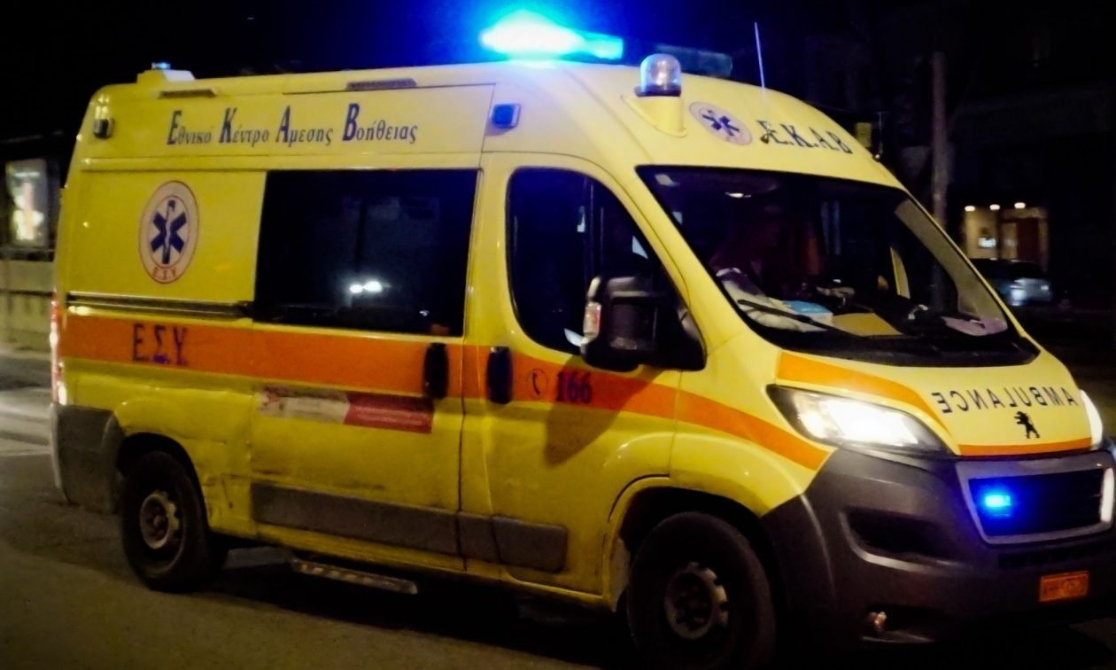 ΕΚΤΑΚΤΟ ΤΩΡΑ - ΣΥΝΑΓΕΡΜΟΣ ΣΕ ΚΑΡΝΑΒΑΛΙ ΤΗΣ ΧΩΡΑΣ ΜΑΣ - ΕΠΙΘΕΣΗ ΜΕ ΜΑΧΑΙΡΙ - ΥΠΑΡΧΟΥΝ ΤΡΑΥΜΑΤΙΕΣ