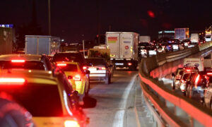 Καραμπόλα τεσσάρων οχημάτων στον Κηφισό – Ουρές χιλιομέτρων στους δρόμους