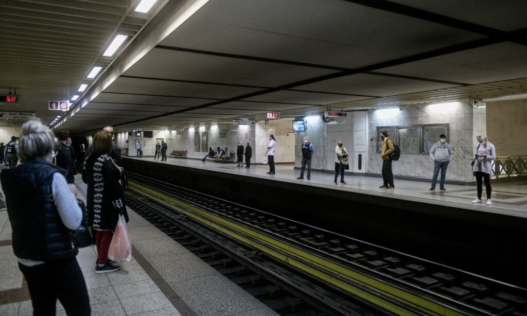 ΕΚΤΑΚΤΟ: ΦΡΙΚΤΟ ΔΥΣΤΥΧΗΜΑ ΣΤΟ ΜΕΤΡΟ “ΣΥΝΤΑΓΜΑ”
