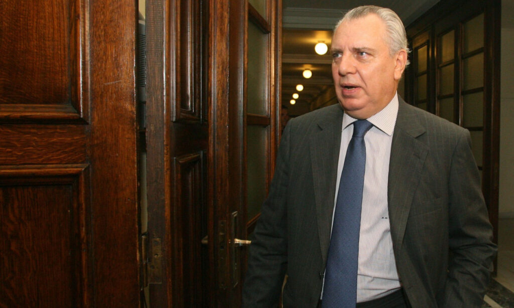 ΝΕΚΡΟΣ Ο ΠΡΩΗΝ ΠΡΟΕΔΡΟΣ ΤΗΣ ΔΗΜΟΚΡΑΤΙΑΣ