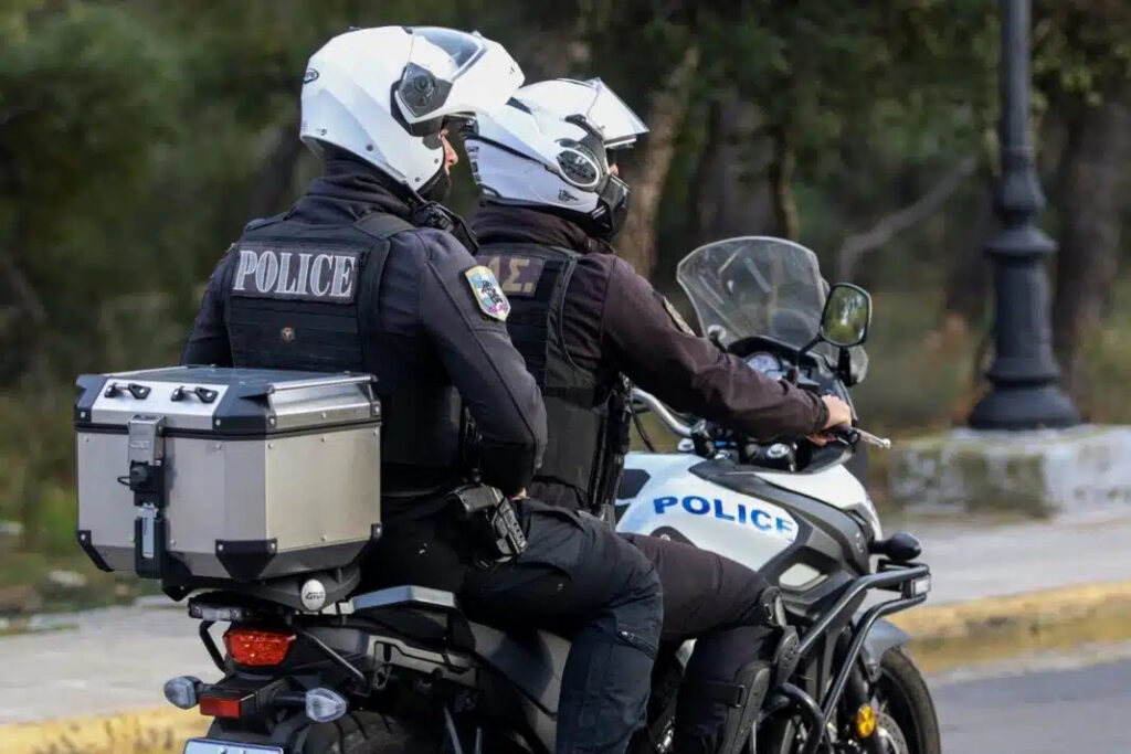 ΦΡΙΚΗ: 30ΧΡΟΝΟΣ ΑΛΒΑΝΟΣ ΣΥΝΕΛΗΦΘΗ ΣΤΑ ΤΡΙΚΑΛΑ ΓΙΑ…