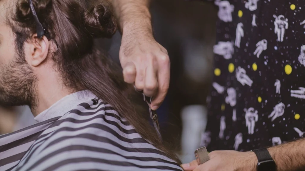 ΤΙ ΑΚΟΥΜΕ: 25ΧΡΟΝΟ ΕΠΙΤΕΘΗΚΕ ΜΕ ΓΚΛΟΠ ΣΤΟΝ ΚΟΥΡΕΑ ΤΟΥ ΕΠΕΙΔΗ ΔΕΝ ΤΟΥ ΑΡΕΣΕ ΤΟ… ΣΒΗΣΙΜΟ