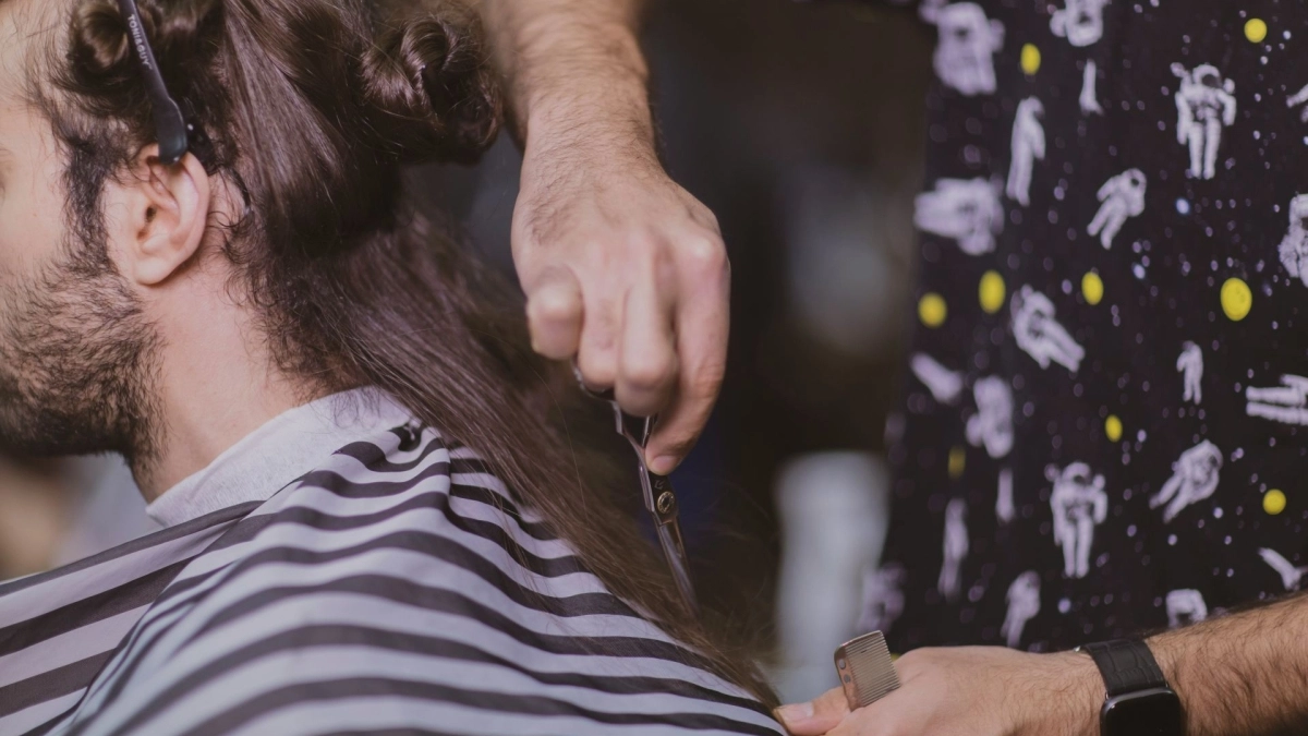 ΤΙ ΑΚΟΥΜΕ: 25ΧΡΟΝΟ ΕΠΙΤΕΘΗΚΕ ΜΕ ΓΚΛΟΠ ΣΤΟΝ ΚΟΥΡΕΑ ΤΟΥ ΕΠΕΙΔΗ ΔΕΝ ΤΟΥ ΑΡΕΣΕ ΤΟ... ΣΒΗΣΙΜΟ