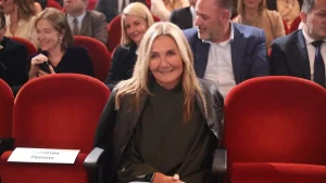 ΕΚΤΑΚΤΟ ΤΩΡΑ ΓΙΑ ΜΑΡΕΒΑ ΜΗΤΣΟΤΑΚΗ – ΜΟΛΙΣ ΜΑΘΕΥΤΗΚΕ ΑΠΟ ΤΟΝ ΑΔΩΝΙ