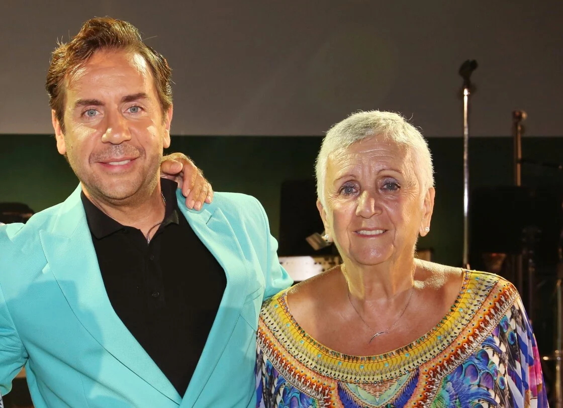 ΕΚΤΑΚΤΟ - Γιώργος Μαζωνάκης: Στο νοσοκομείο η μητέρα του