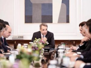 ΕΚΤΑΚΤΗ ΑΝΑΚΟΙΝΩΣΗ ΜΗΤΣΟΤΑΚΗ ΠΟΥ ΑΦΟΡΑ ΟΛΟΥΣ ΤΟΥΣ ΕΛΛΗΝΕΣ ΚΑΙ ΕΛΛΗΝΙΔΕΣ