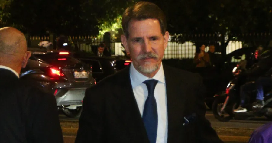 «Γιατί μου κάνατε αυτή την ερώτηση;»: Η απάντηση του Παύλου Ντε Γκρες στο ερώτημα που…δεν ήθελε να ακούσει