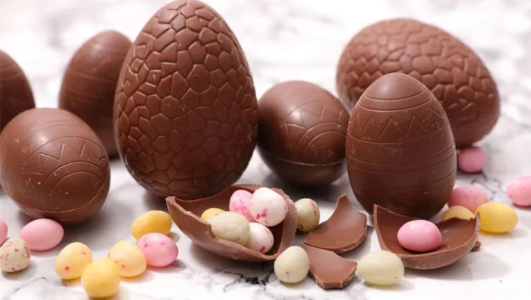 ΕΚΤΑΚΤΟ: Ανακαλούνται πασχαλινά σοκολατένια αυγά