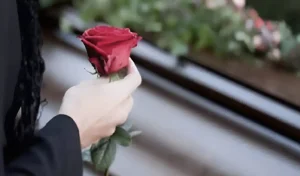 Είμαι μιά χήρα 51 ετών. Συμφέρει για την ψυχή μου να παντρευτώ πάλι, ή όχι;