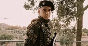 “Μου τηλεφώνησαν από το νοσοκομείο – Το έχασα το παιδί μου, είχε όνειρα” – Συγκλονίζει ο πατέρας του 21χρονου που πέθανε από ηλεκτροπληξία