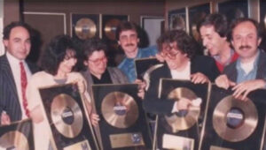 «Έφυγε» στα 35: Ο πιο ταπεινός Έλληνας τραγουδιστής μας χάρισε το κομμάτι που αγαπήσαμε