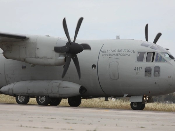 ΕΚΤΑΚΤΗ ΕΙΔΗΣΗ: ΣΥΝΕΤΡΙΒΗ ΑΕΡΟΣΚΑΦΟΣ ΓΕΜΑΤΟ ΚΟΣΜΟ – ΤΟΥΣ ΒΓΑΖΟΥΝ ΝΕΚΡΟΥΣ…