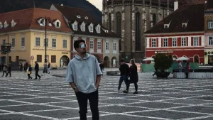 Αυτός είναι ο 25χρονος πεζός που σκοτώθηκε σε τροχαίο στη Θεσσαλονίκη: «Ο οδηγός έτρεχε, έκανε “8αρια” και σκότωσε τον γιο μου», λέει ο πατέρας του