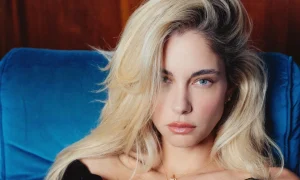 Μόνο η Δούκισσα Νομικού θα μπορούσε να ποζάρει έτσι και οι followers της να την αποθεώσουν