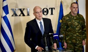 ΡΑΓΙΖΟΥΝ ΚΑΡΔΙΕΣ: Η ΣΥΓΚΙΝΗΤΙΚΗ ΚΙΝΗΣΗ ΤΗΣ ΕΛΛΑΔΑΣ ΣΤΗΝ ΚΥΠΡΟ ΑΥΤΕΣ ΤΙΣ ΔΥΣΚΟΛΕΣ ΣΤΙΓΜΕΣ