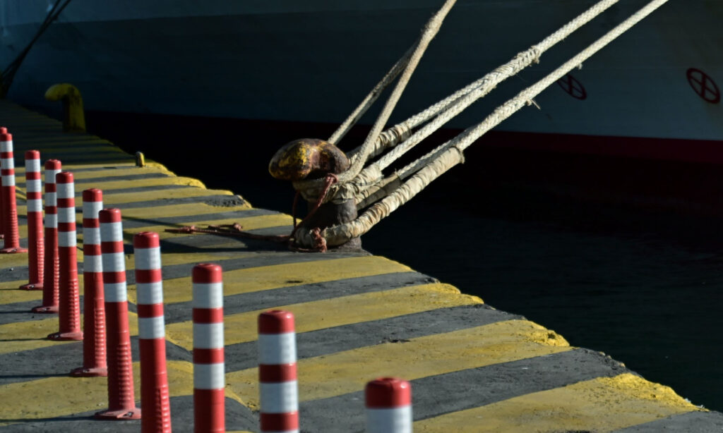 Συναγερμός ΤΩΡΑ σε λιμάνι της χώρας – Ατύχημα σε πλοίο με 673 επιβάτες, κόπηκε ο κάβος