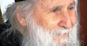 Προφητεία του γέροντα Ιωσήφ Βατοπαιδινού – Οι λεπτομέρειες σoκάpouv: «Η Τουρκία θα Eπιτεθεi στην Ελλάδα σε…»