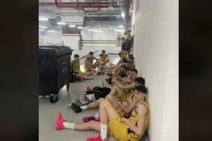 Πόλεμος στο Ιράν: Αγωνία στην Ελλάδα για τους παίκτες του ΑΡΗ – Έχουν εγκλωβιστεί στο Αμπού Ντάμπι και…