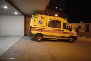 ΕΚΤΑΚΤΟ ΤΩΡΑ: ΝΕΚΡΟΣ 15ΧΡΟΝΟΣ ΣΤΑ ΕΞΑΡΧΕΙΑ