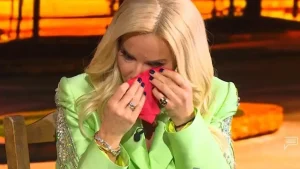 Μαρία Μπεκατώρου: «Λύγισε» για τον πατέρα της – «Χάρηκα που με είδε επιτυχημένη, πριν φύγει από τη ζωή»