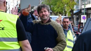 ΕΚΤΑΚΤΟ: ΤΙ ΚΑΝΕΙ ΣΤΟ ΜΕΝΙΔΙ Ο ΜΠΡΑΝΤ ΠΙΤ