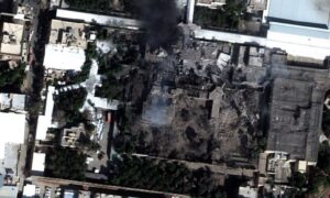 EKTAKTO ΤΩΡΑ: 50 ΜΑΧΗΤΙΚΑ ΑΕΡΟΣΚΑΦΗ ΜΕ 100 ΒΟΜΒΕΣ ΠΕΤΑΞΑΝ ΣΤΟΝ ΟΥΡΑΝΟ