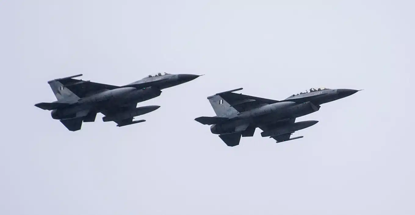Δύο ελληνικά F-16 αναχαίτισαν drone από τον Λίβανο πριν μπουν στην Κύπρο