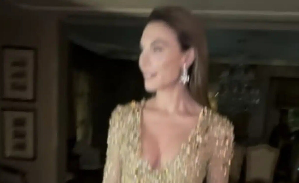 Κορμί «άγαλμα» η Τατιάνα Στεφανίδου, μοιάζει με 30αρα – Ανέβασε το πιο τολμηρό βίντεο και άφησε τους πάντες άφωνους