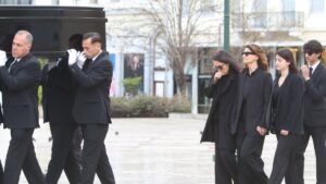 Κηδεία Μαρινέλλας: “Σήμερα το μεσημέρι θα πάω…” – Τι αποφάσισε η κόpn της, Τζωρτίνα για την ταφή