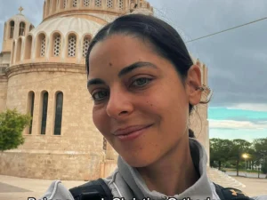 ΑΥΤΗ ΕΙΝΑΙ Η ΕΛΛΗΝΙΔΑ ΗΘΟΠΟΙΟΣ ΠΟΥ ΑΠΟΦΑΣΙΣΕ ΝΑ ΣΤΡΑΦΕΙ ΣΤΟΝ ΘΕΟ: ΕΧΕΙ ΠΑΕΙ ΚΑΙ ΣΤΟ SURVIVOR