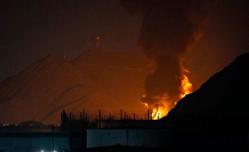 Νέα μεγάλη πυραυλική επίθεση του Ιράν στο κεντρικό Ισραήλ