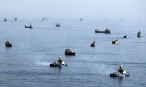 EKTAKTO ΤΩΡΑ: 85 ΕΛΛΗΝΕΣ ΝΑΥΤΙΚΟΙ ΜΑΣ ΕΓΚΛΩΒΙΣΜΕΝΟΙ ΣΤΟΝ ΠΕΡΣΙΚΟ ΚΟΛΠΟ