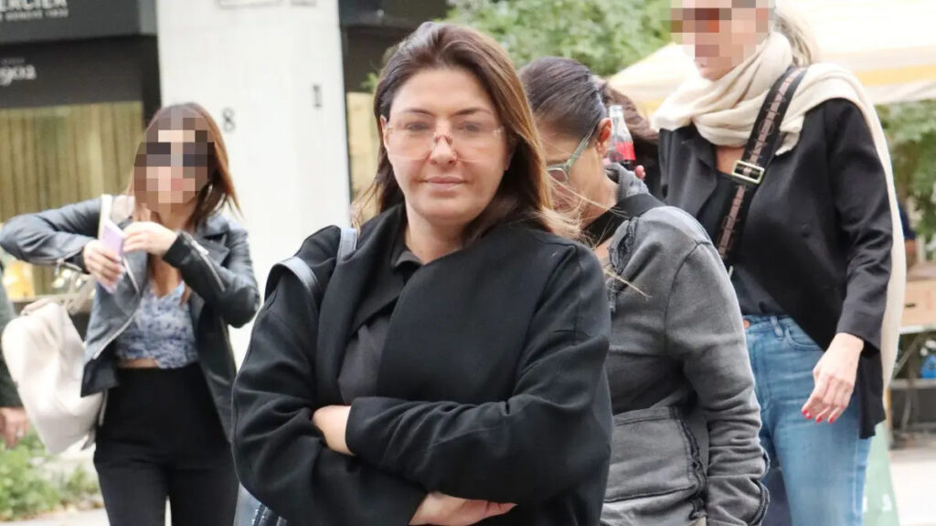 ΕΚΤΑΚΤΟ ΤΩΡΑ – Εσπευσμένα στο νοσοκομείο η Έλενα Παπαρίζου – Οι πρώτες πληροφορίες