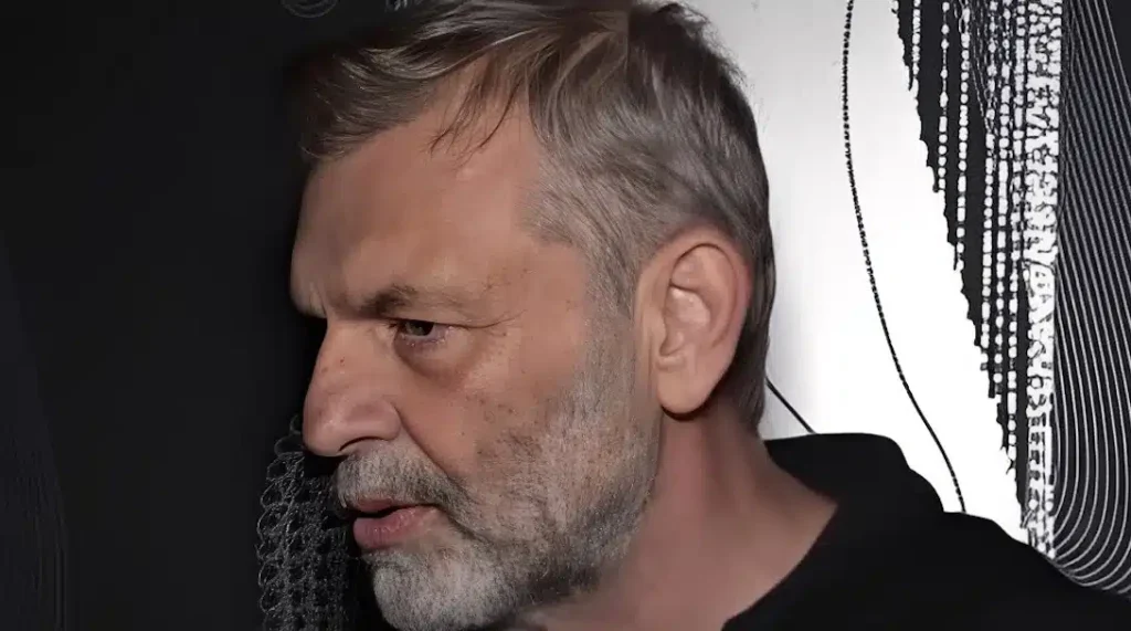 Απόστολος Γκλέτσoς: «Η κοινωνία περιμένει τον λυτρωτή  Αλέξη Τσίπρα»