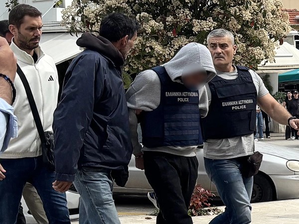 14 ΗΜΕΡΕΣ ΜΕΤΑ ΤΟΝ ΘΑΝΑΤΟ ΤΗΣ, ΣΟΚΑΡΕΙ ΤΟ ΠΑΝΕΛΛΗΝΙΟ Ο ΠΑΤΕΡΑΣ ΤΗΣ 19ΧΡΟΝΗΣ ΜΥΡΤΩΣ – «150 ΜΕΤΡΑ ΠΙΟ ΚΑΤΩ ΑΠΟ ΤΟ ΣΠΙΤΙ ΜΟΥ…»