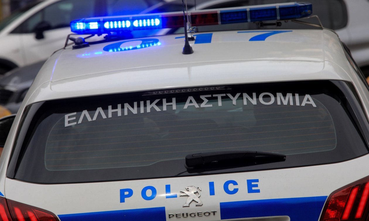 ΙΣΧΥΡΗ ΕΚΡΗΞΗ ΤΩΡΑ ΣΤΗΝ ΑΘΗΝΑ: ΤΡΕΧOYN TA ΑΣΘΕΝΟΦΟΡΑ ΚΑΙ ΤΑ ΠΕΡΙΠΟΛΙΚΑ ΝΑ...