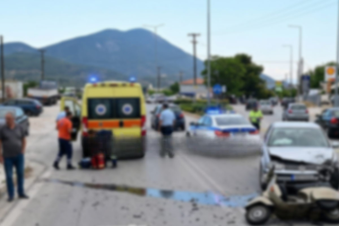 ΦΡΙΚΤΟ ΤΡΟΧΑΙΟ ΣΤΗ ΧΩΡΑ ΜΑΣ: ΕΧΟΥΜΕ ΝΕΚΡΟΥΣ - ΓΕΜΙΣΕ ΤΟ ΚΕΝΤΡΟ ΑΣΘΕΝΟΦΟΡΑ ΚΑΙ ΠΕΡΙΠΟΛΙΚΑ