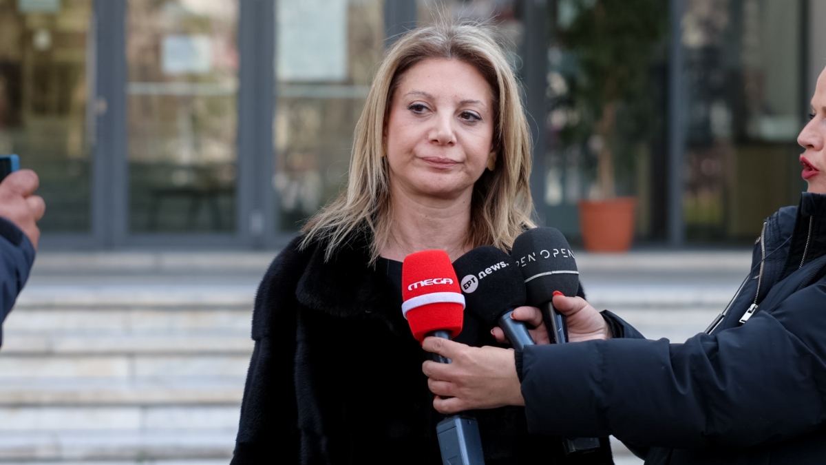 Το απόλυτο Βατερλό της Μαρίας Καρυστιανού – Γιατί την εγκαταλείπουν μαζικά οι δικοί της άνθρωποι και το κόμμα διαλύεται στα εξ ων συνετέθη!