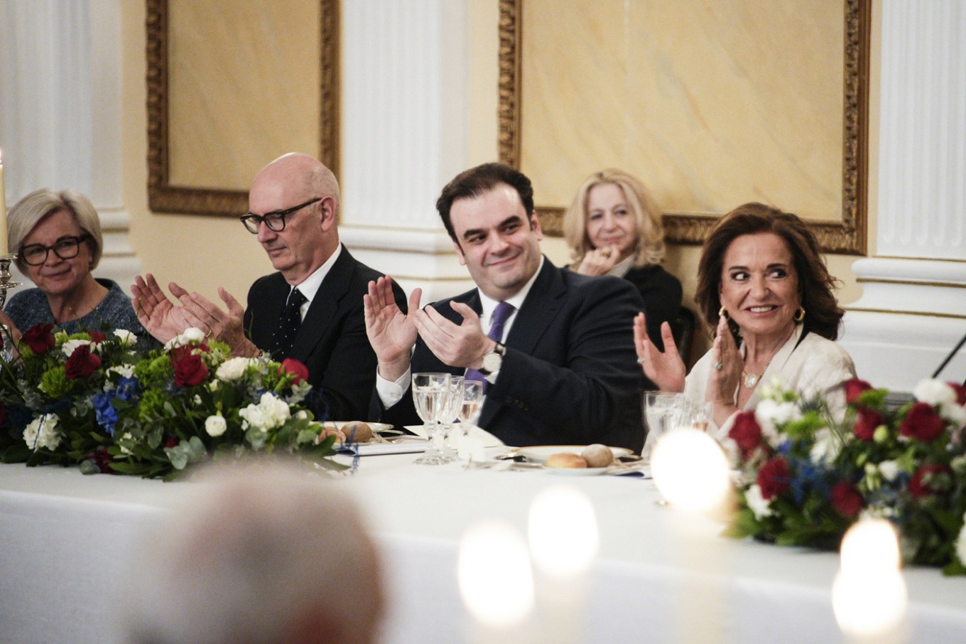 Στο σπίτι του Μητσοτάκη η Μπριζίτ Μακρόν για να δει τη Μαρέβα Γκραμπόφσκι: Το δώρο που της πήγε και οι ευχές που της έδωσε