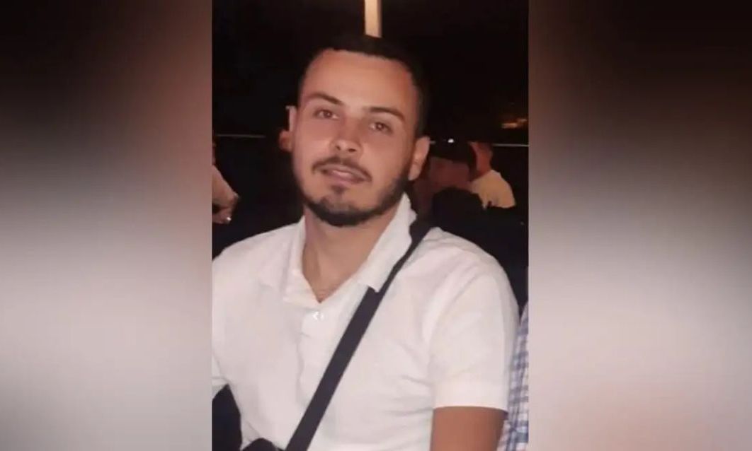 ΟΥΤΕ ΓΙΑ ΓΥΝΑΙΚΑ ΟΥΤΕ...: ΤΟ ΠΑΡΑΔΕΧΘΗΚΕ ΓΙΑΤΙ ΣΚΟΤΩΣΕ ΤΟΝ 25ΧΡΟΝΟ ΣΤΟΝ ΑΓΙΟ ΔΗΜΗΤΡΙΟ